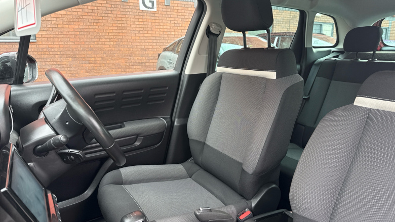 Citroen C3 Aircross 1.2 PureTech 110 Shine 5dr Petrol Hatchback